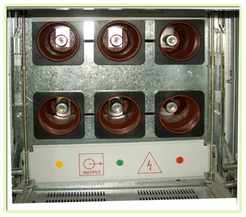 KYN28-12高压配电柜手车断路器室